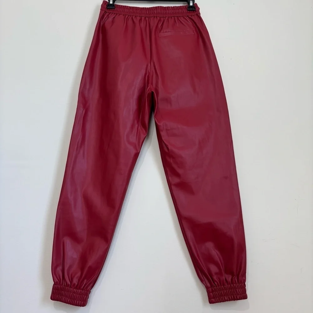 Zara Red High Rise Faux Leather Relaxed Fit pull on Preppy Jogger Pants XS/W26